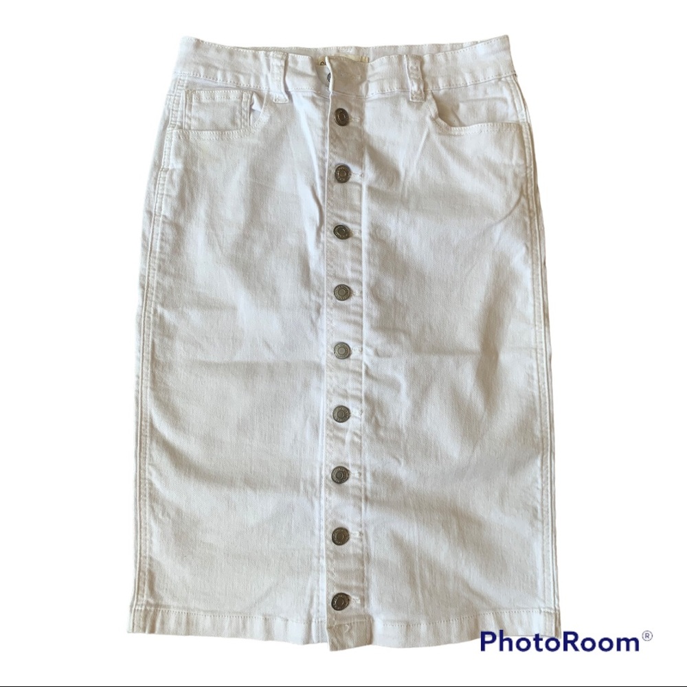 Called to Surf White Skirt